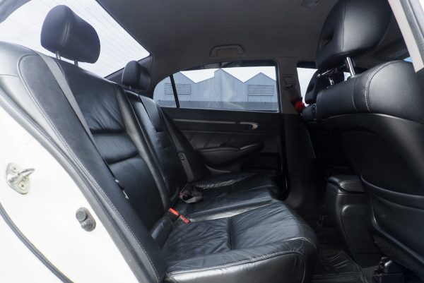 HONDA CIVIC 1.8 E AT ปี 2010 จด 2011 (ญง162) - Image 12